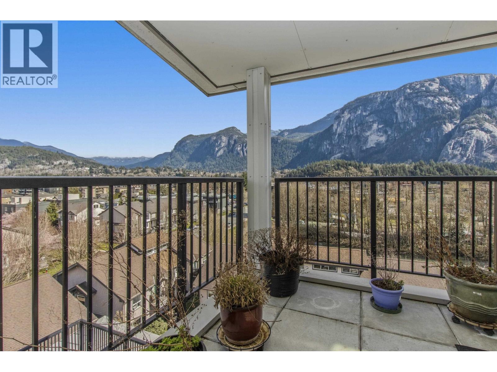 612 1212 MAIN STREET, Squamish