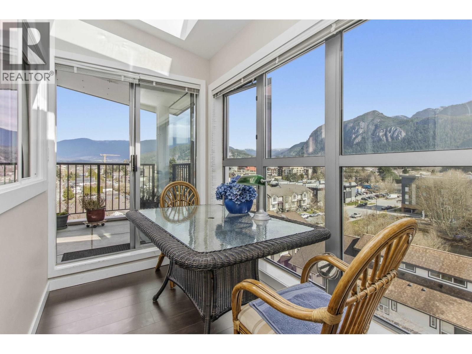 612 1212 MAIN STREET, Squamish