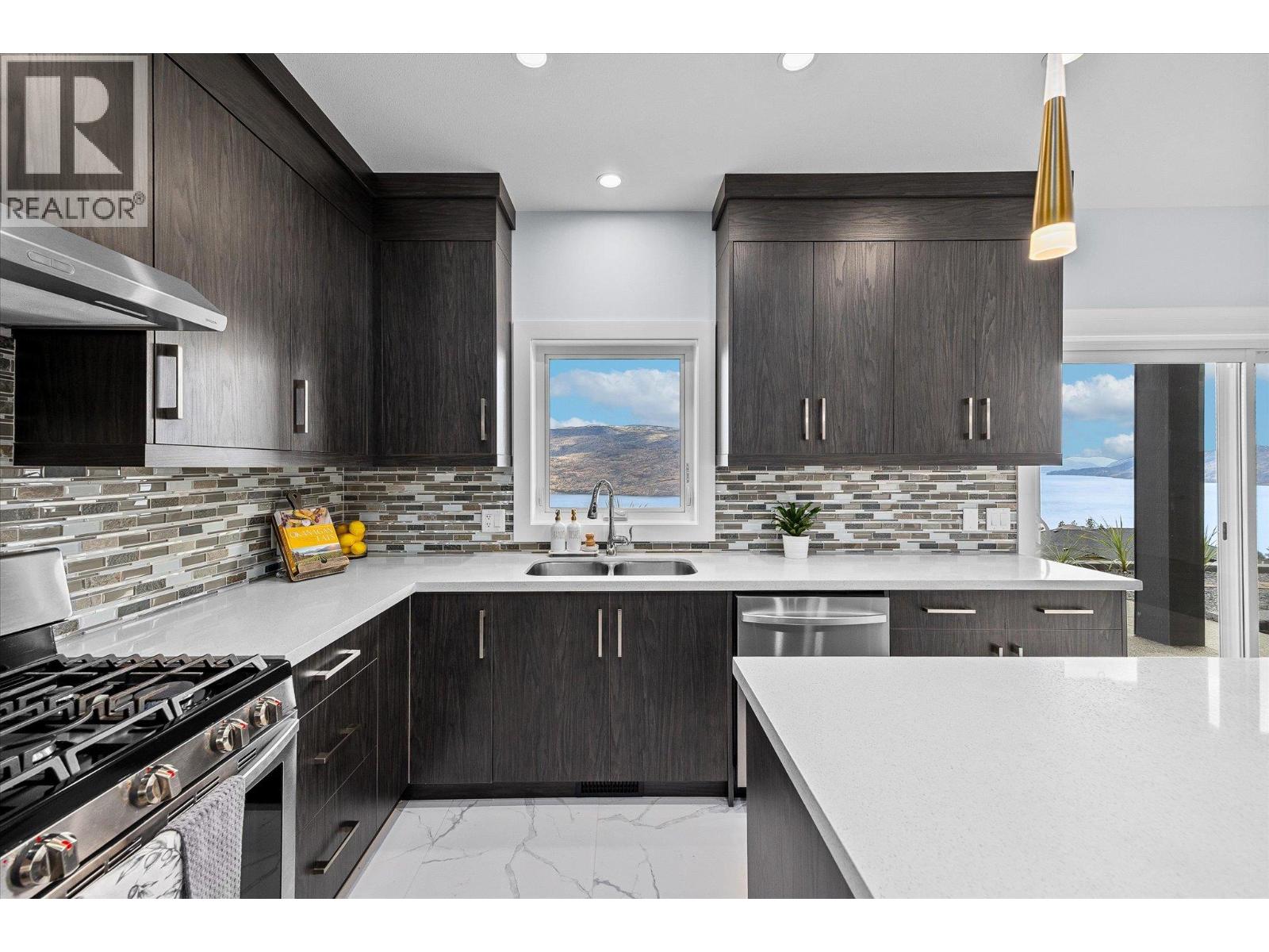 6028 Gerrie Road, Peachland