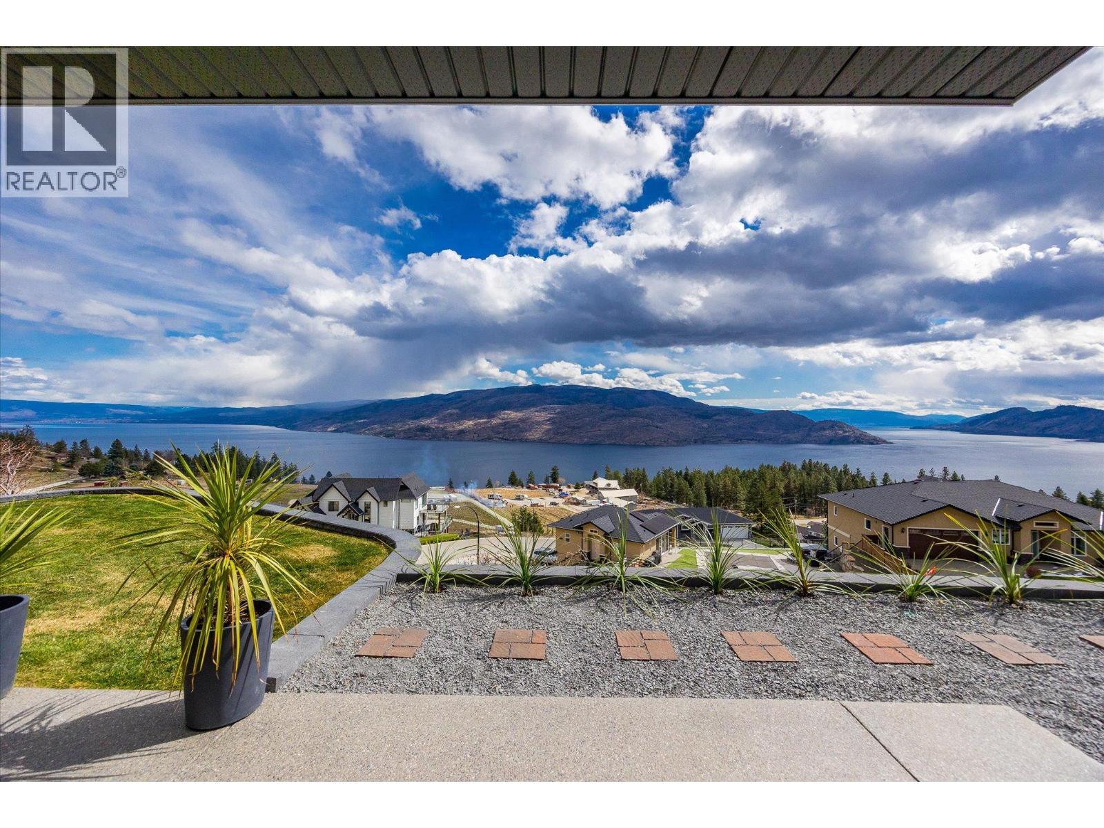 6028 Gerrie Road, Peachland