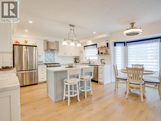 4750 REDONDA AVE - 12