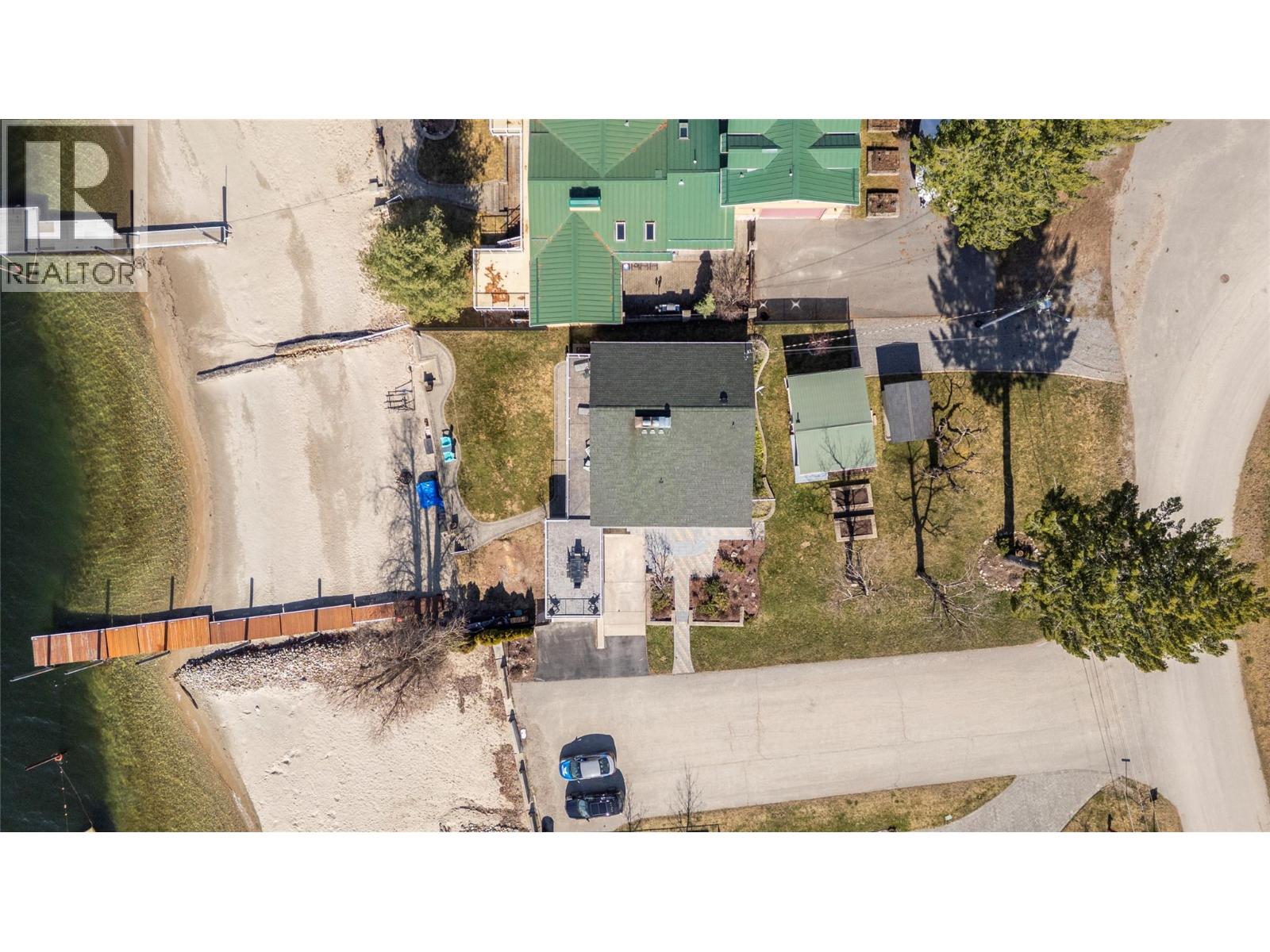  82 Montcalm Crescent, Sicamous