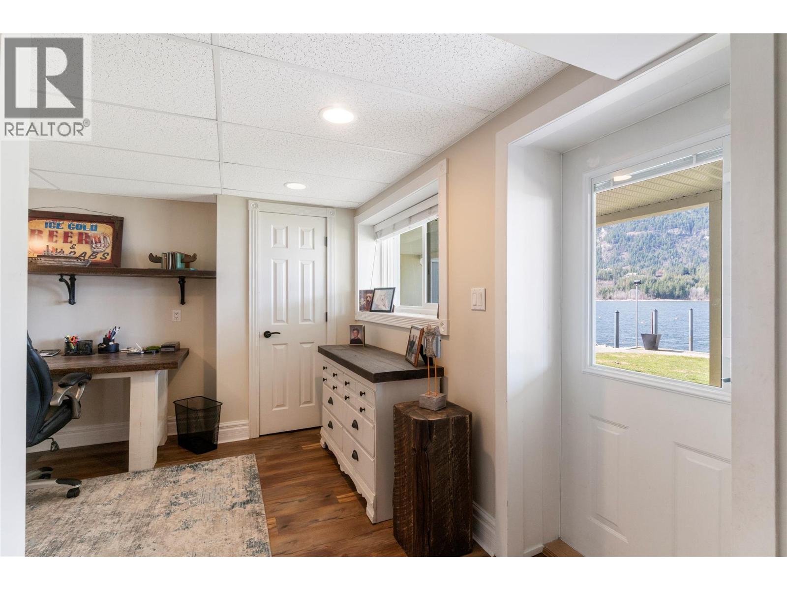  82 Montcalm Crescent, Sicamous