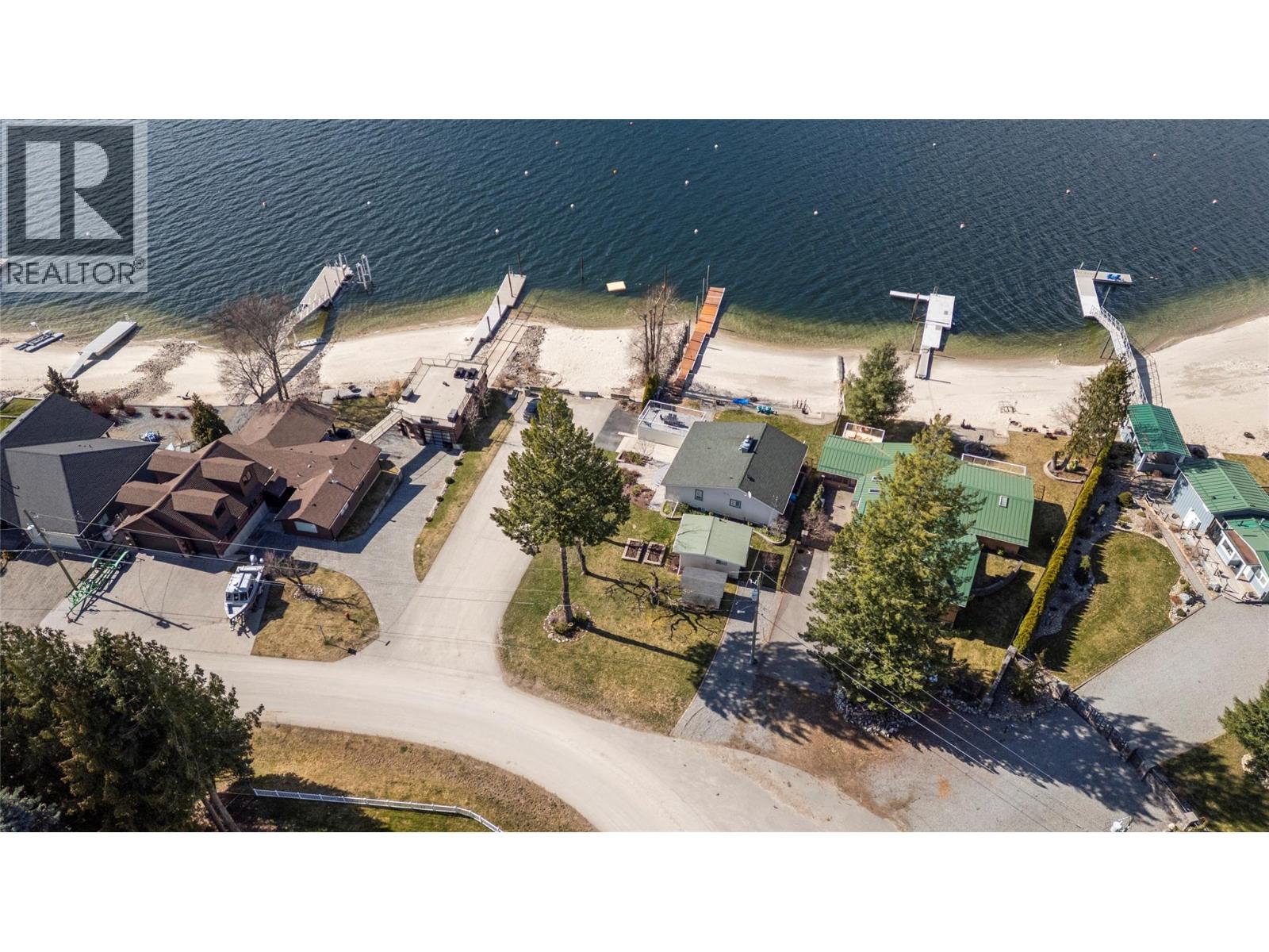  82 Montcalm Crescent, Sicamous