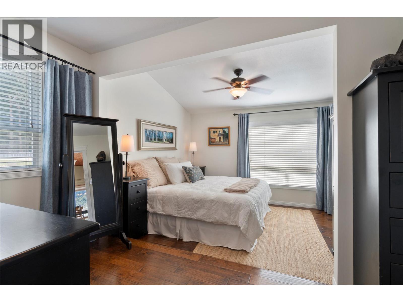  82 Montcalm Crescent, Sicamous