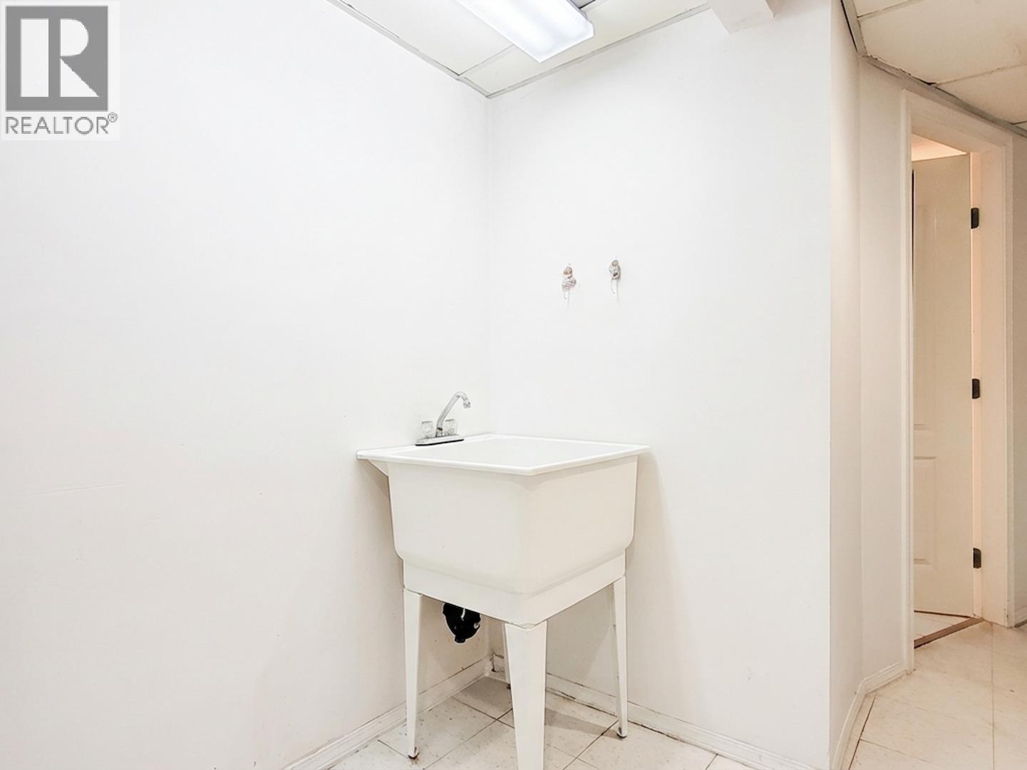 2519 PENSHURST COURT, Coquitlam