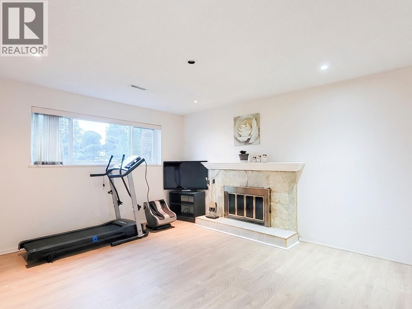 2519 PENSHURST COURT, Coquitlam