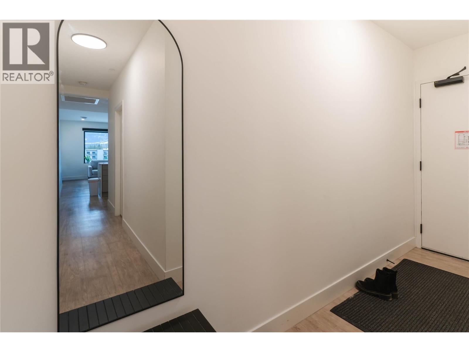 #1401 1701 COURSIER AVENUE - 17