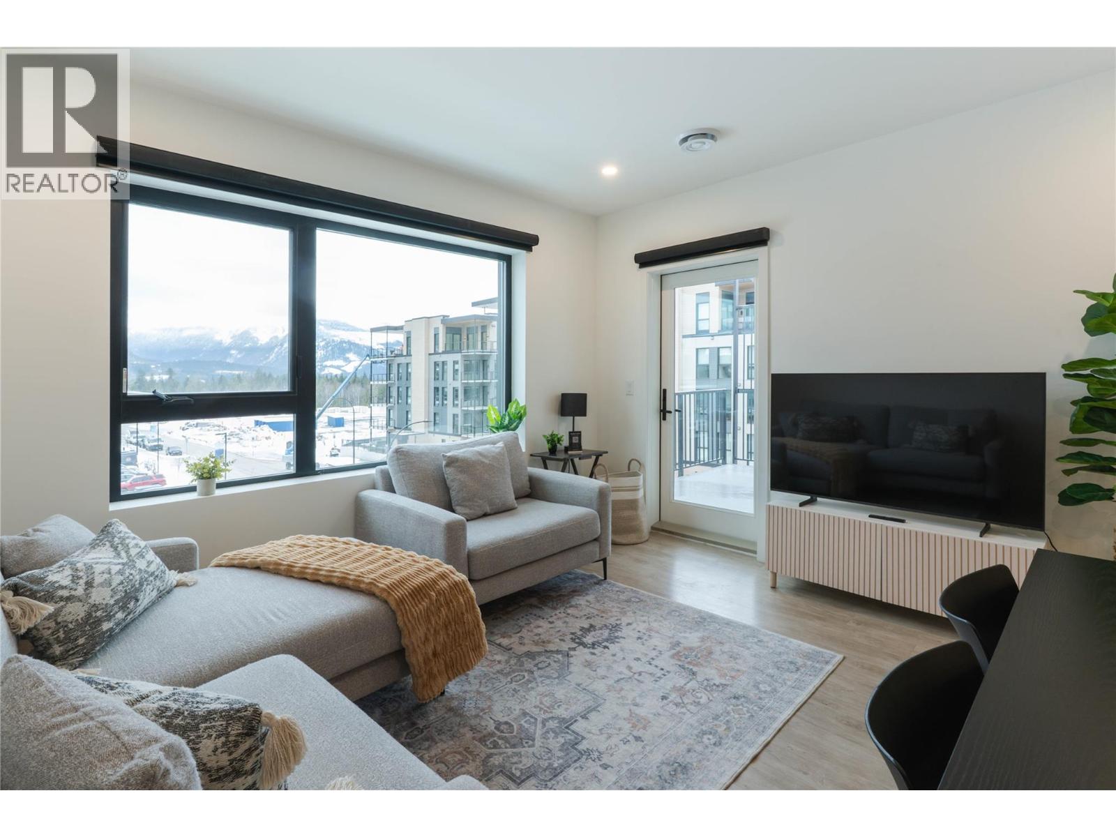 #1401 1701 COURSIER AVENUE - 4