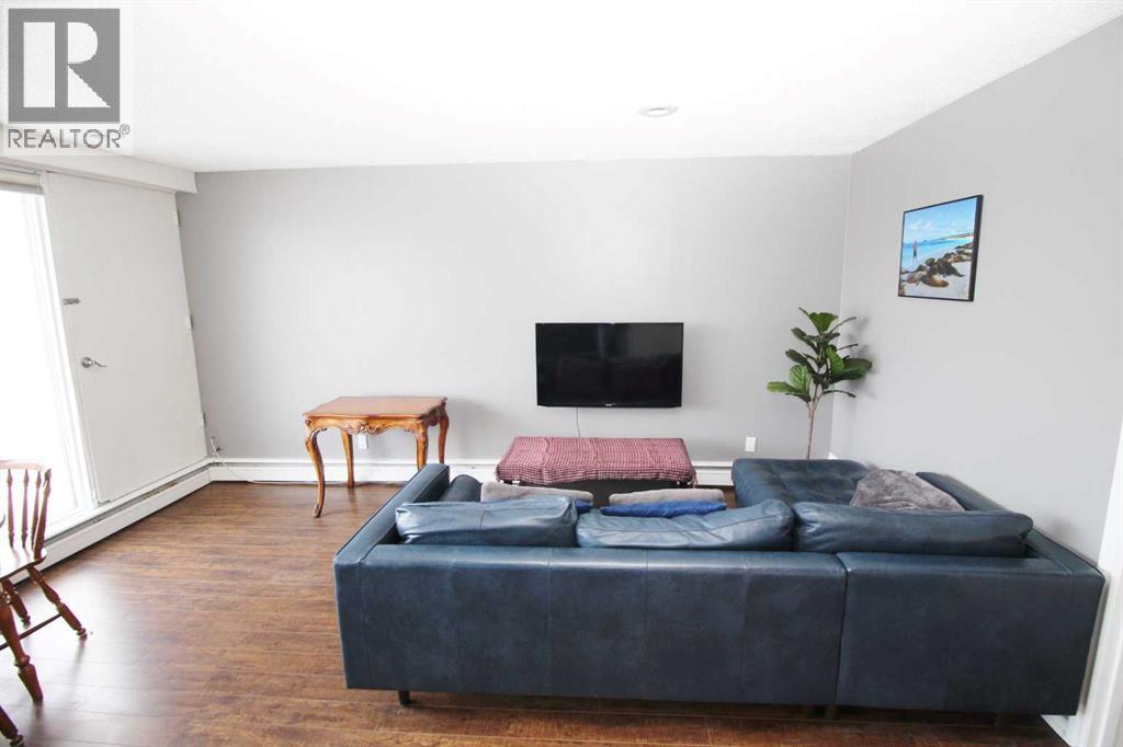 402, 1612 14 Avenue SW photo 4