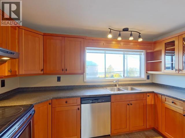 4516 MARINE AVE - 11