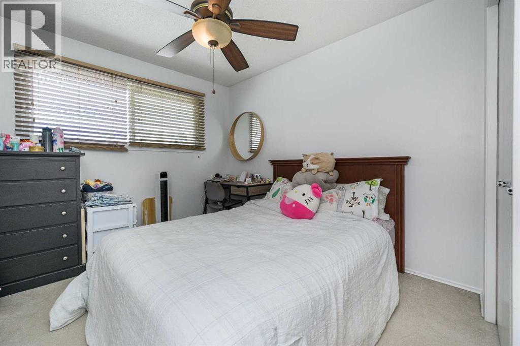 Single Family House for Sale in  Rundlelawn Way NE Rundle Calgary 