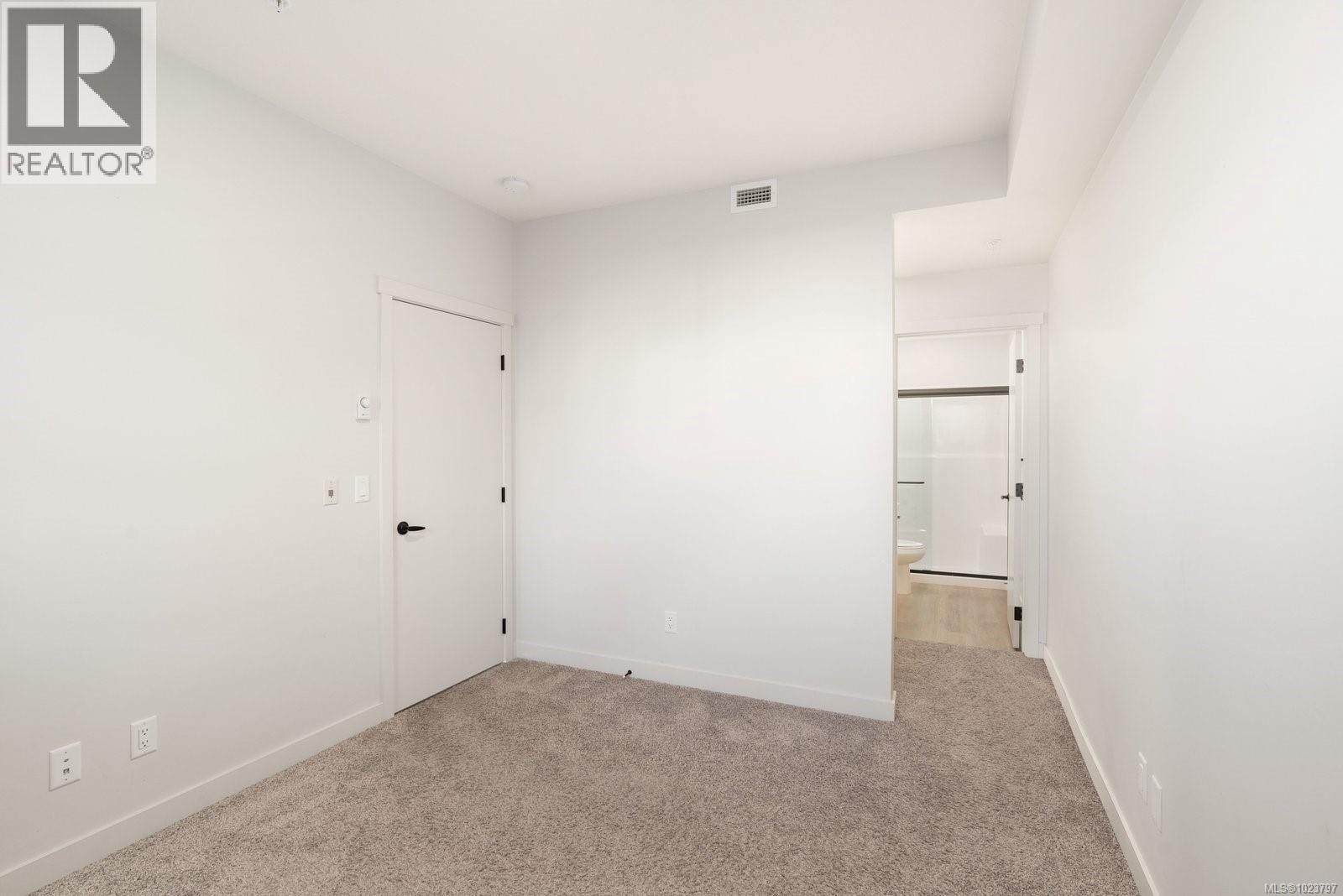 408 2469 Gateway Road, Langford