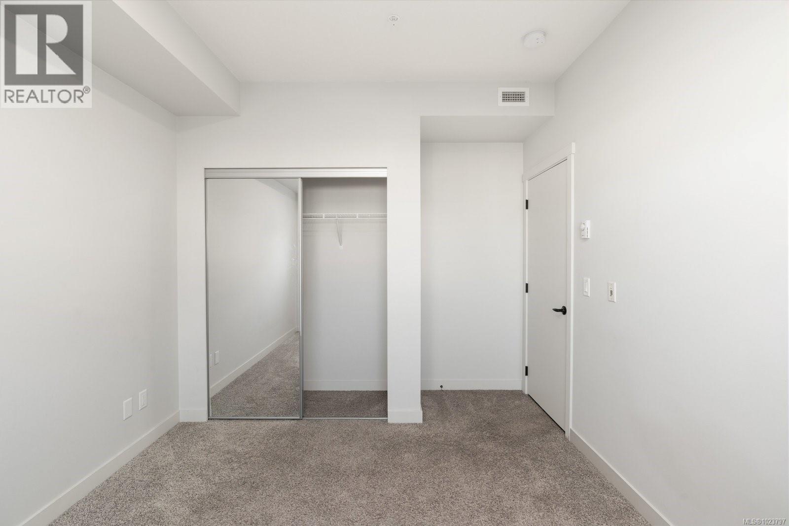 408 2469 Gateway Road, Langford