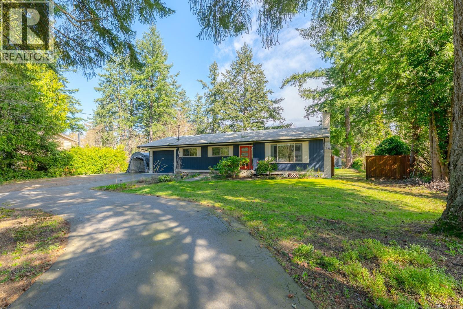 5224 SHERBOURNE DR - 5