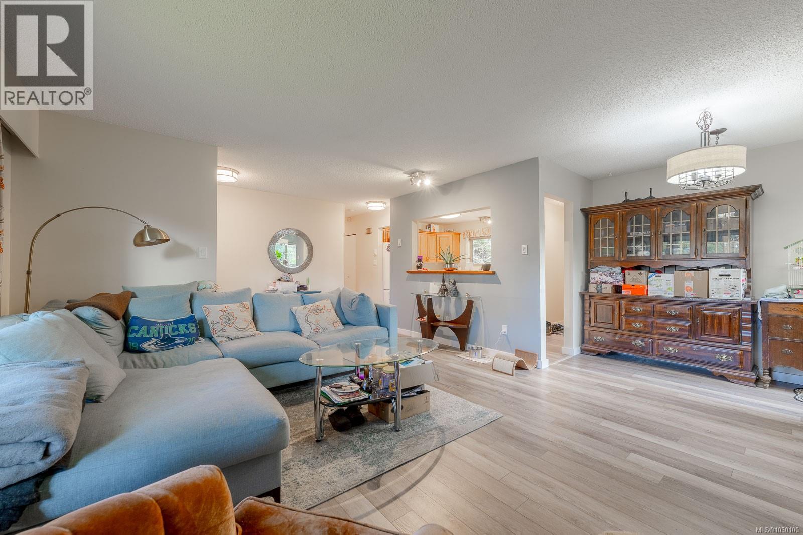 5224 SHERBOURNE DR - 22