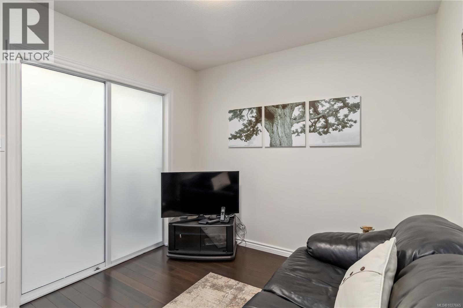  562 Fairways Place, Cobble Hill