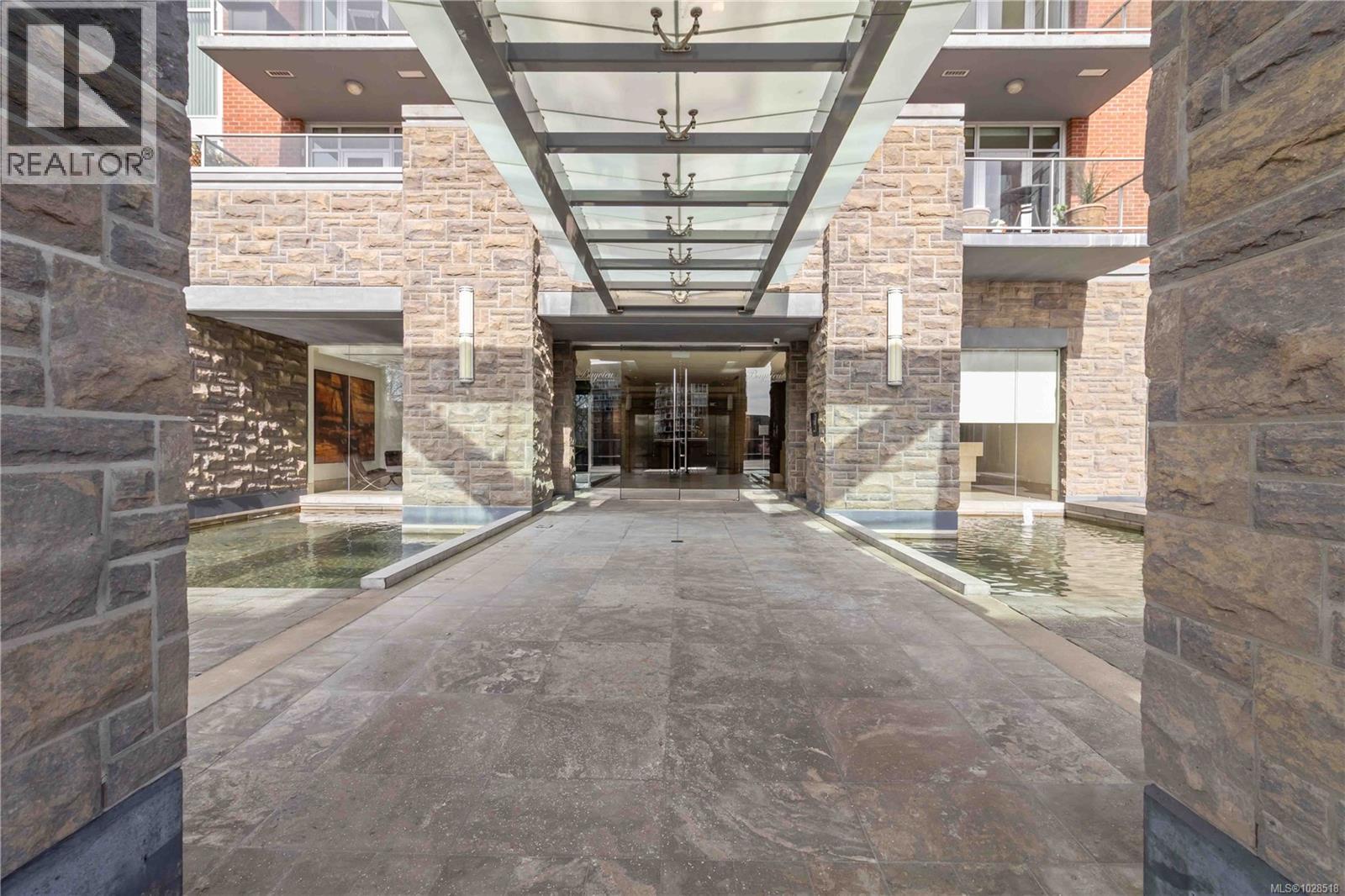 #911 100 SAGHALIE RD - 35