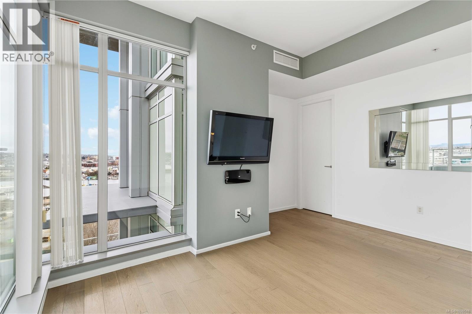 #911 100 SAGHALIE RD - 22