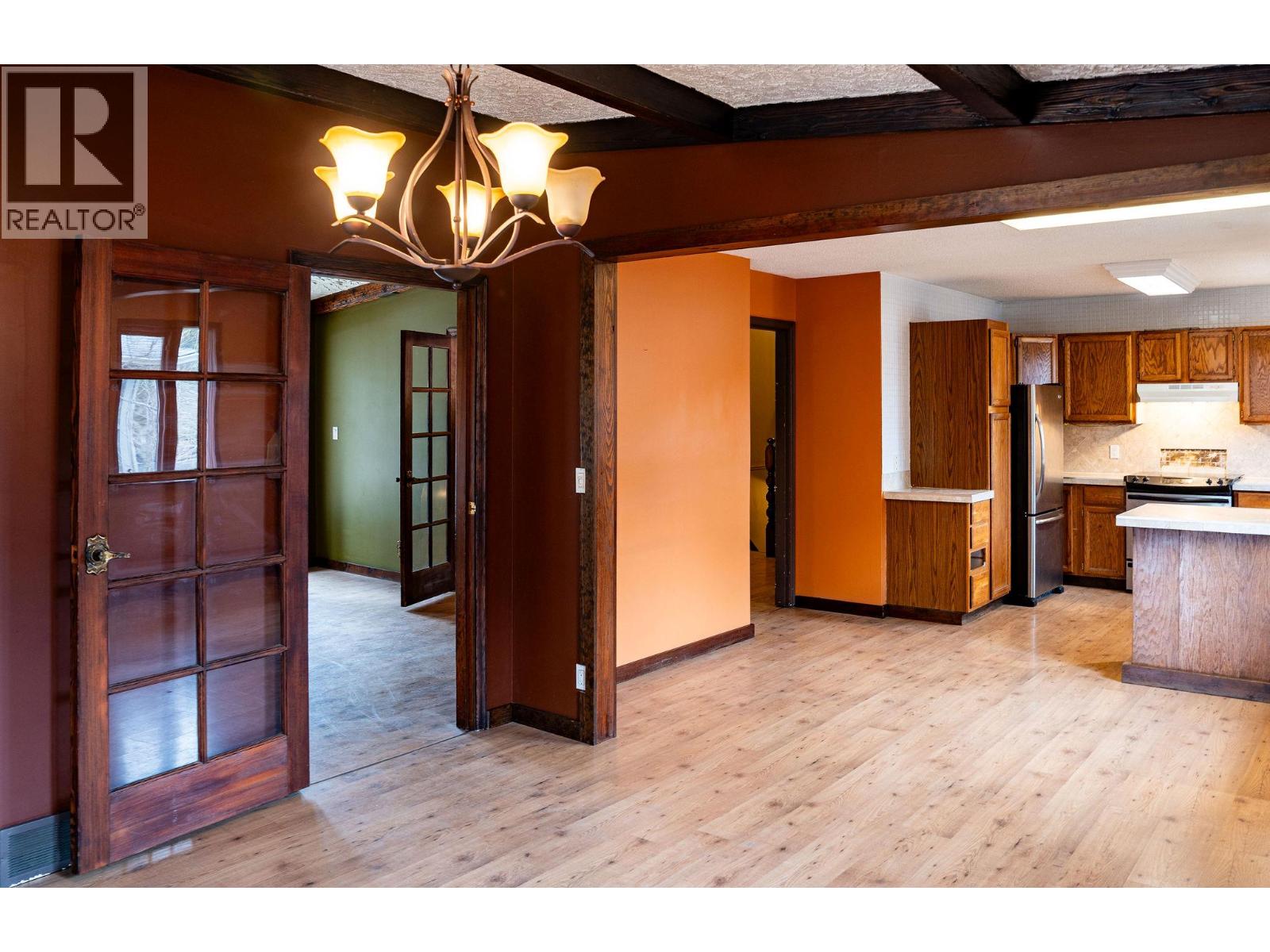 1616 Dogwood Drive, Revelstoke