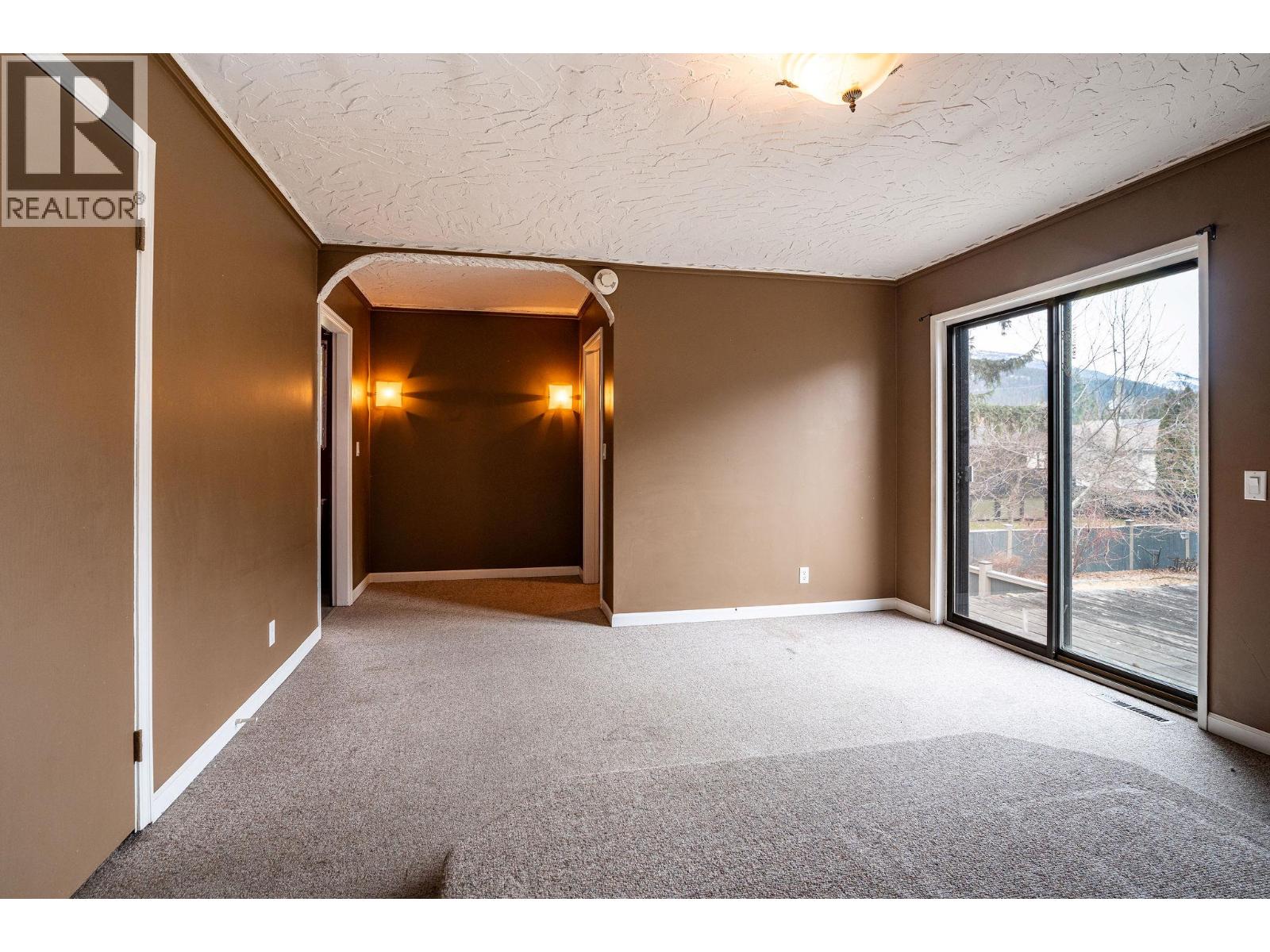 1616 Dogwood Drive, Revelstoke