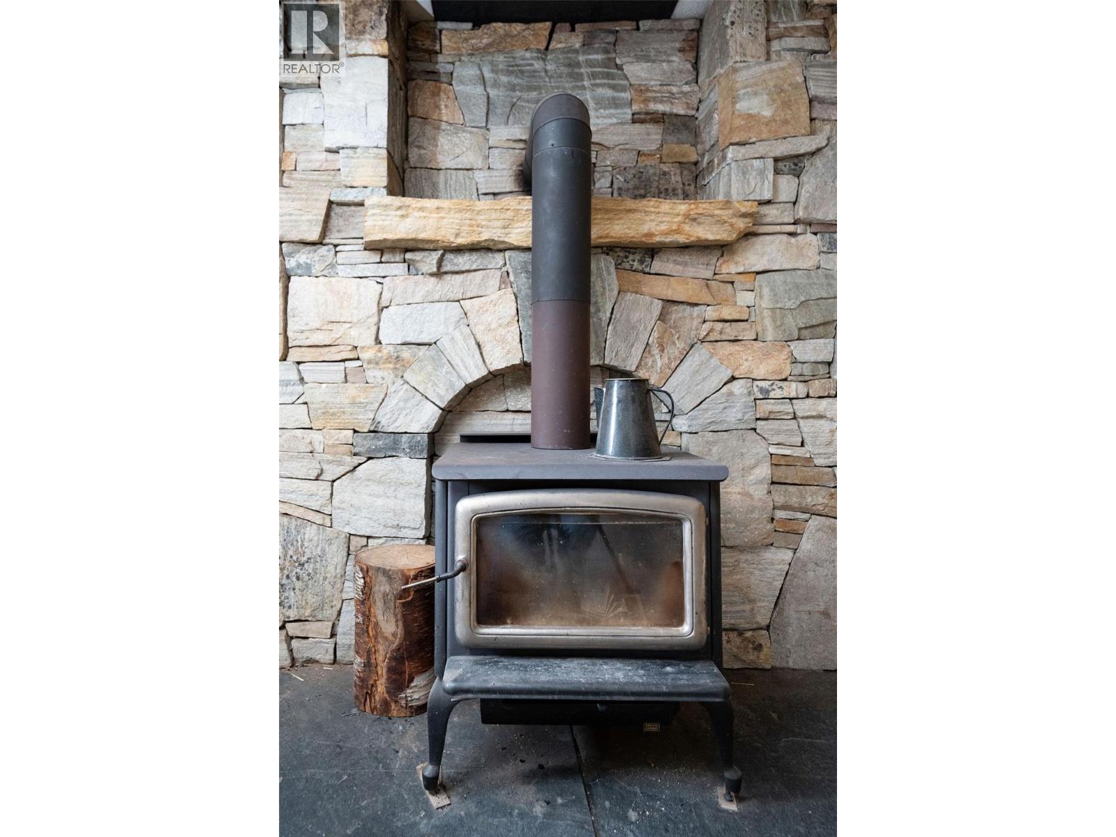 1616 Dogwood Drive, Revelstoke