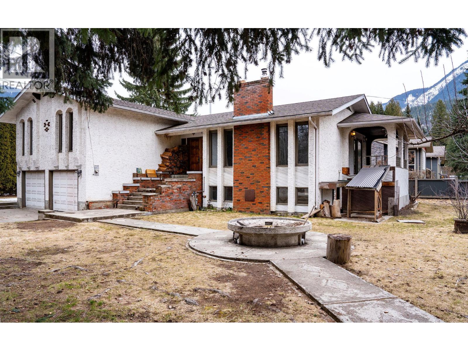 1616 Dogwood Drive, Revelstoke