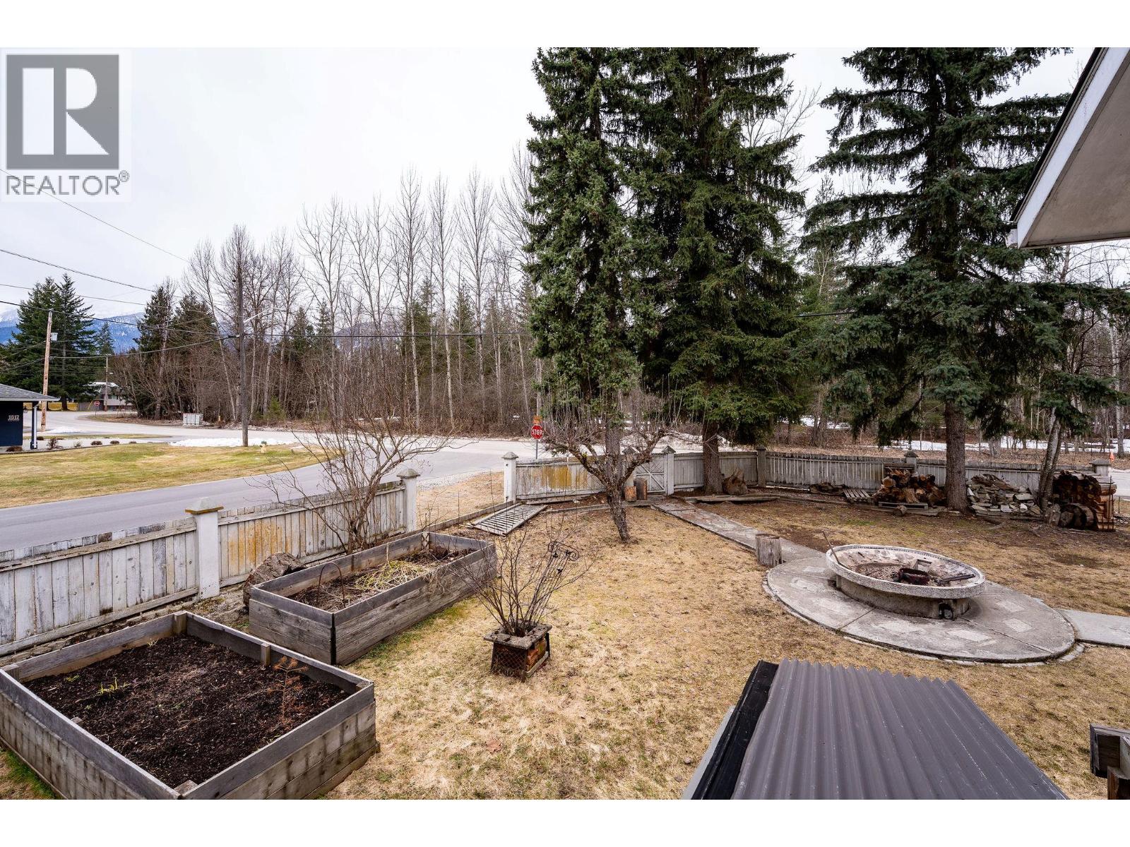 1616 Dogwood Drive, Revelstoke