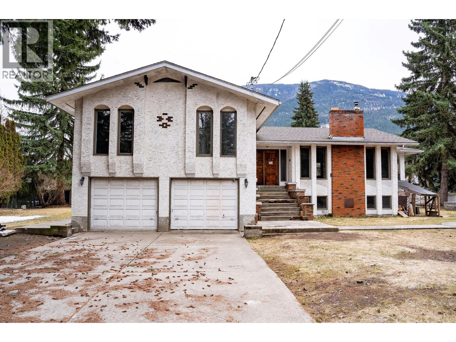 1616 Dogwood Drive, Revelstoke