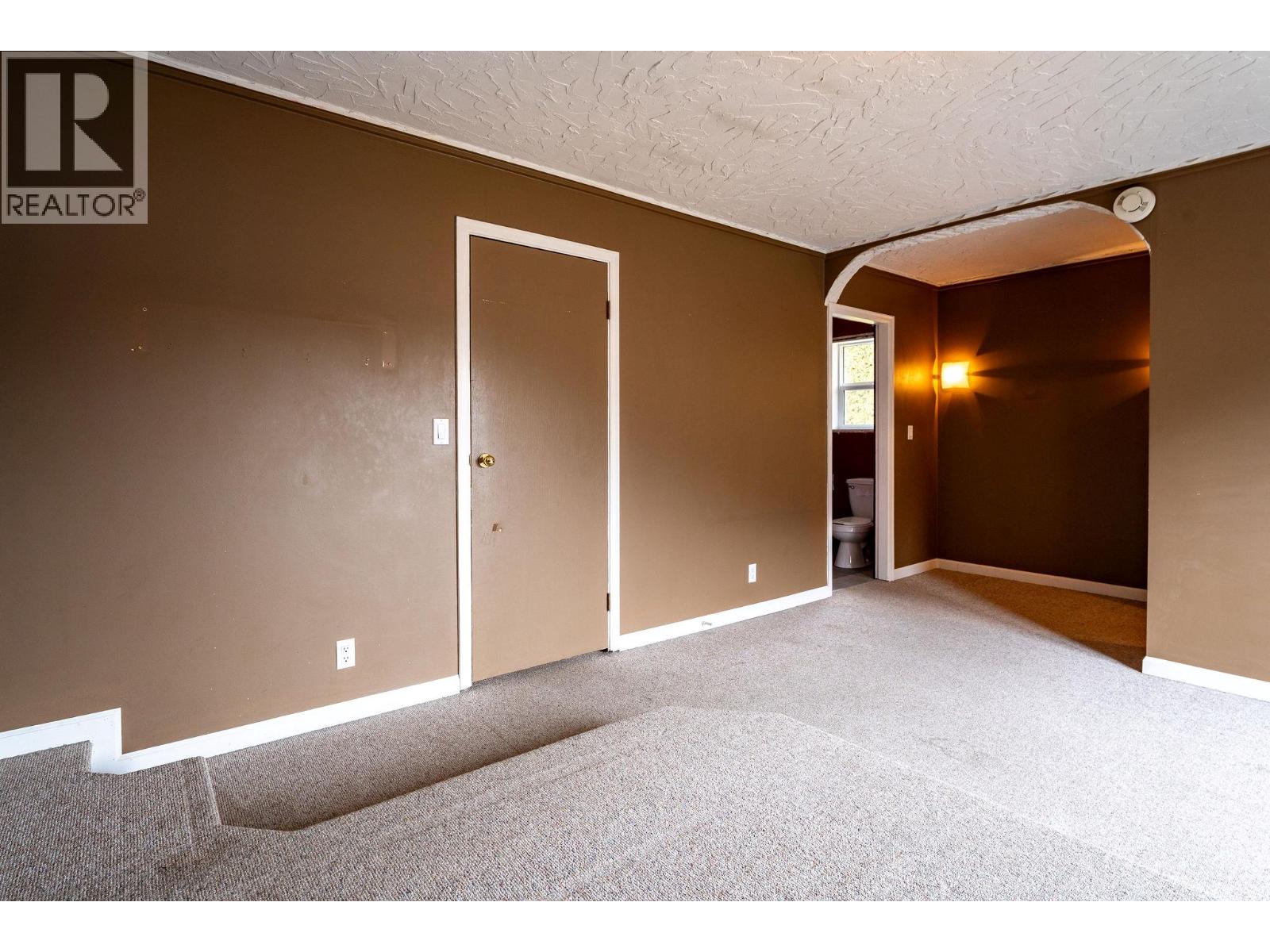 1616 Dogwood Drive, Revelstoke