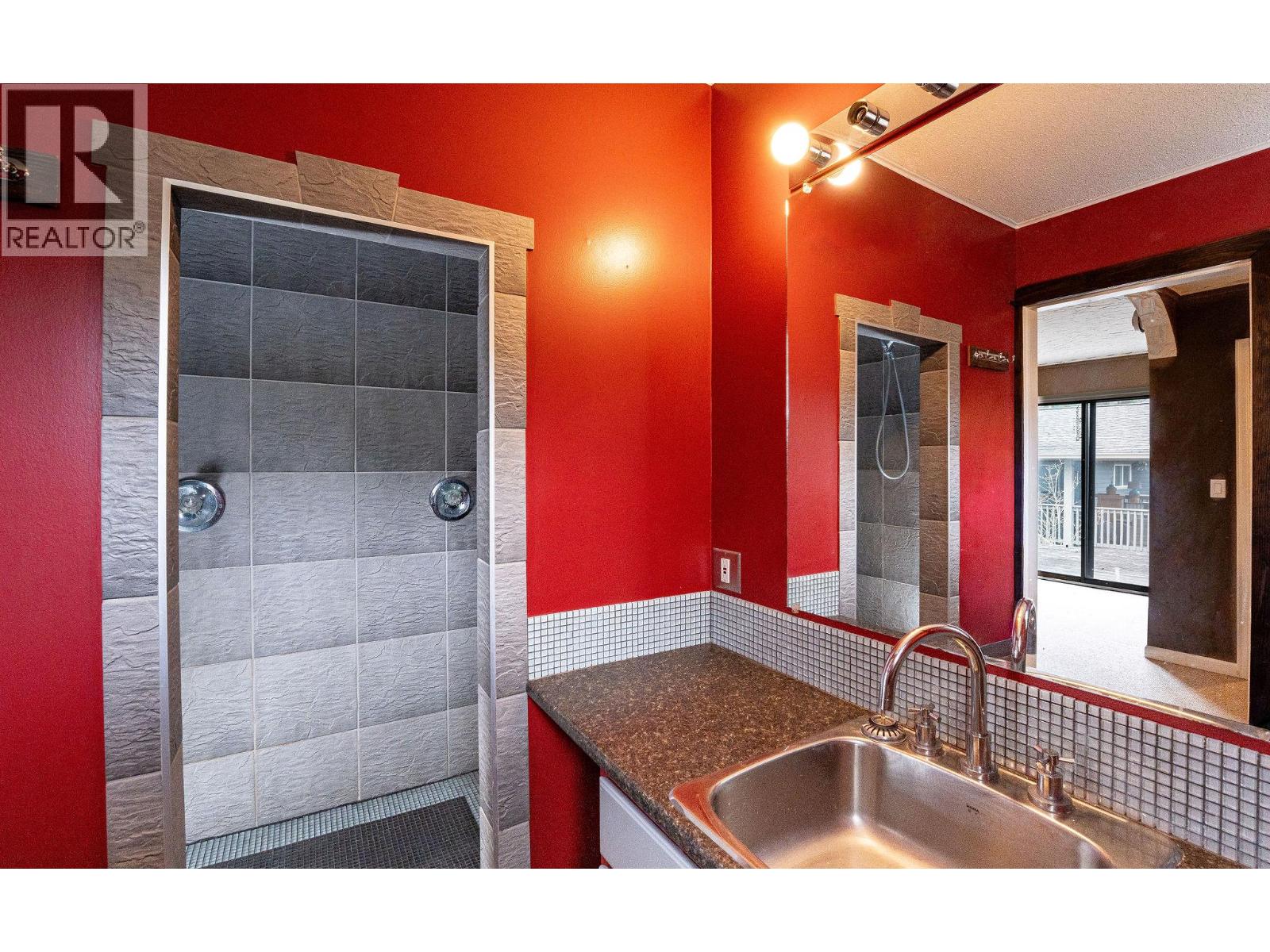 1616 Dogwood Drive, Revelstoke