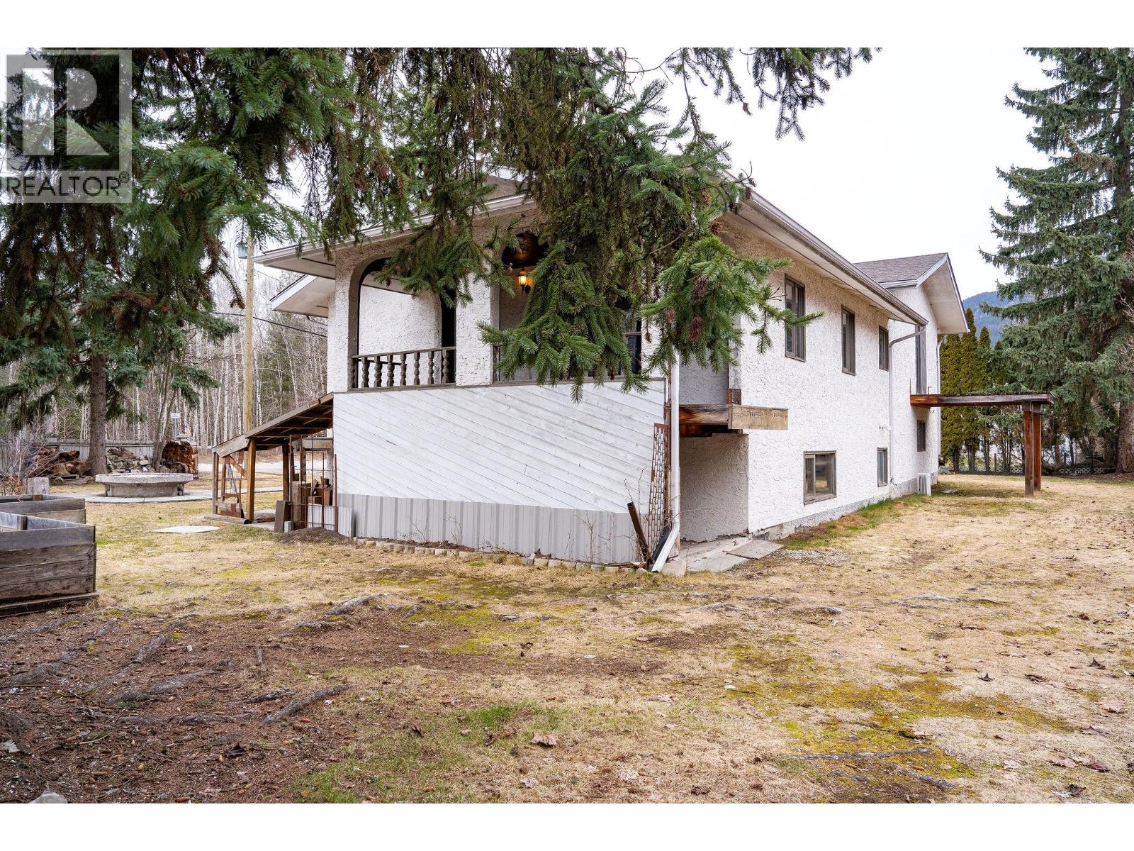 1616 Dogwood Drive, Revelstoke