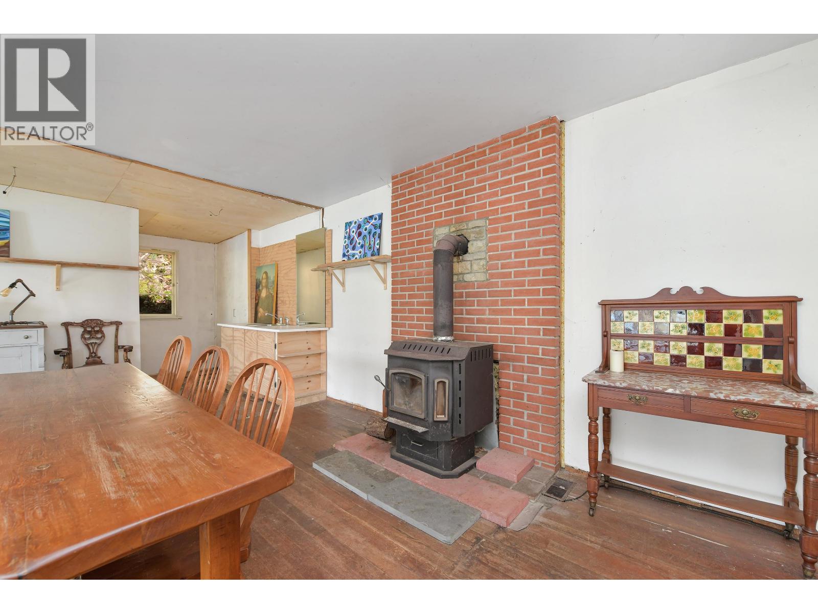 348 GEORGINA POINT ROAD, Mayne Island