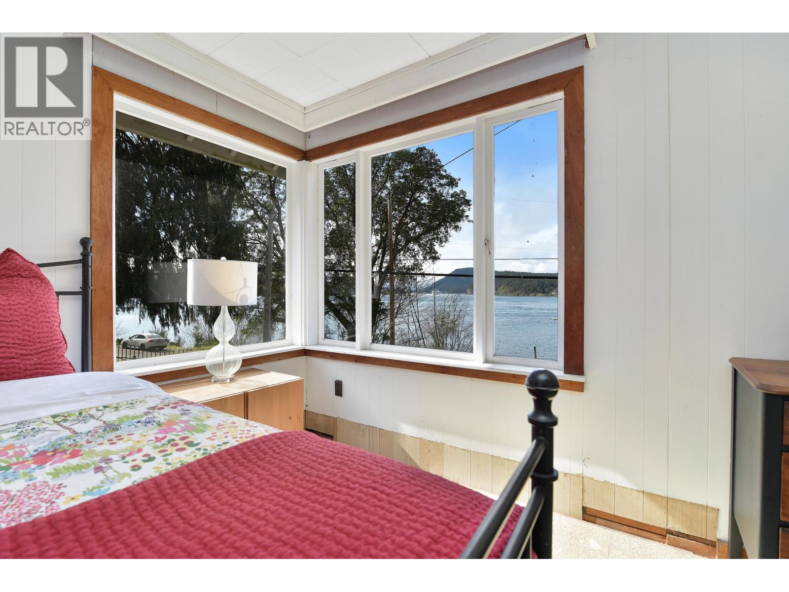 348 GEORGINA POINT ROAD, Mayne Island