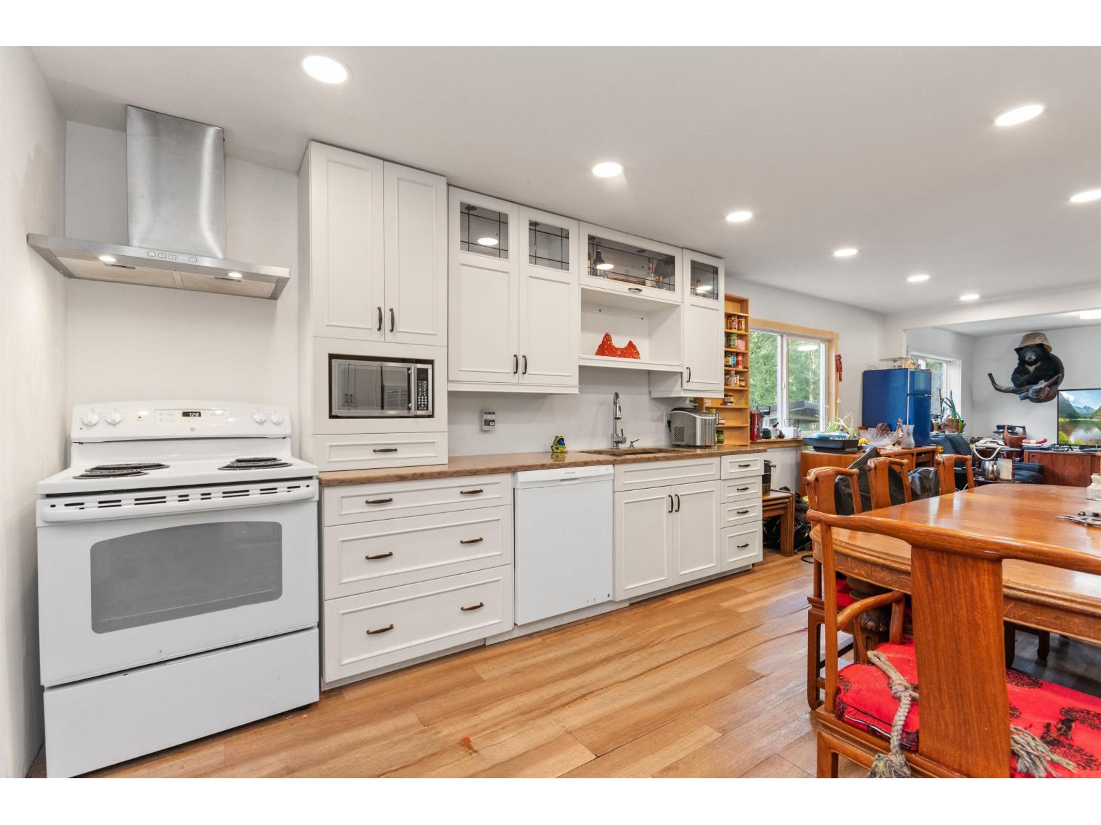 19452 SILVER SKAGIT ROAD, Hope, Hope