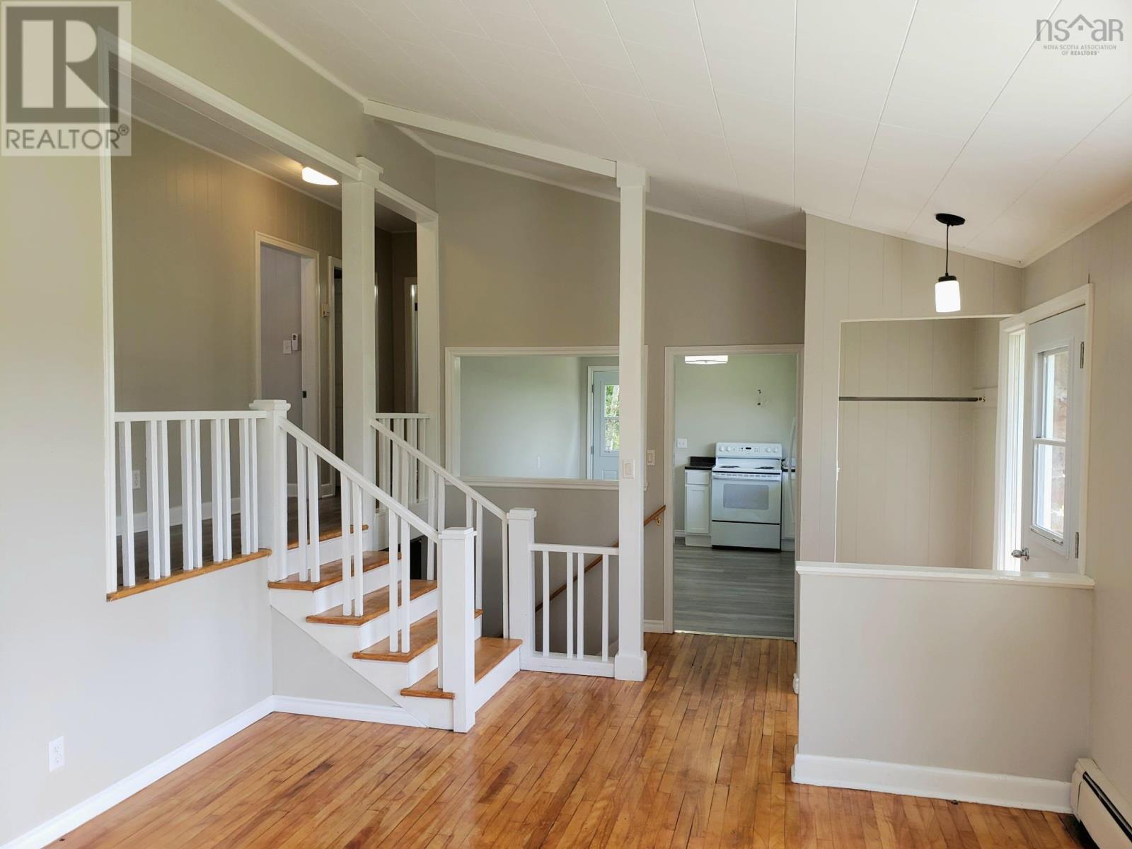 Property 20 of 20 of 398 Belcher Street