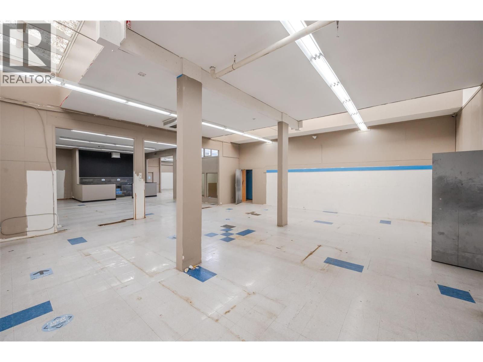  402 Industrial Avenue East, Penticton