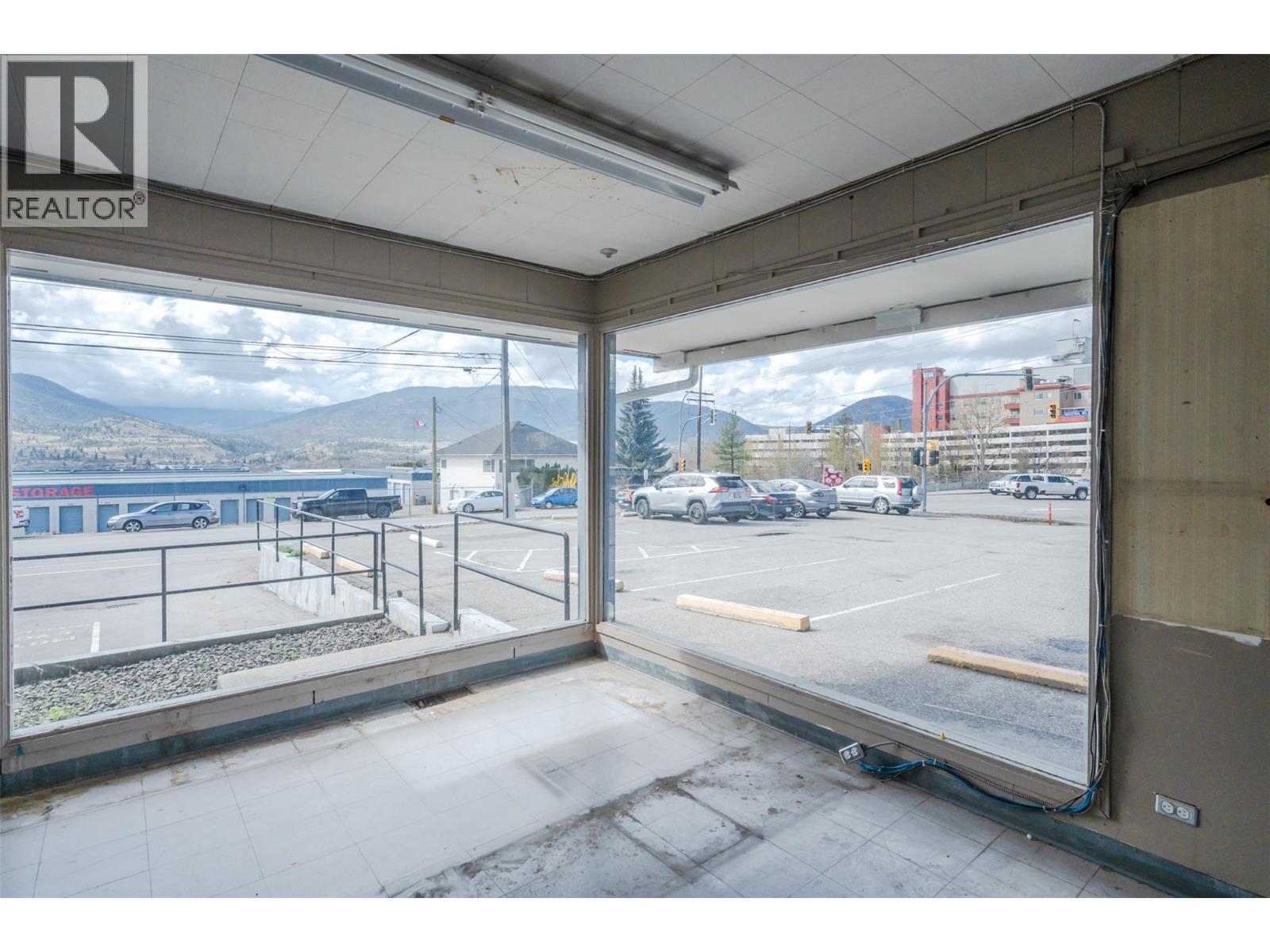  402 Industrial Avenue East, Penticton