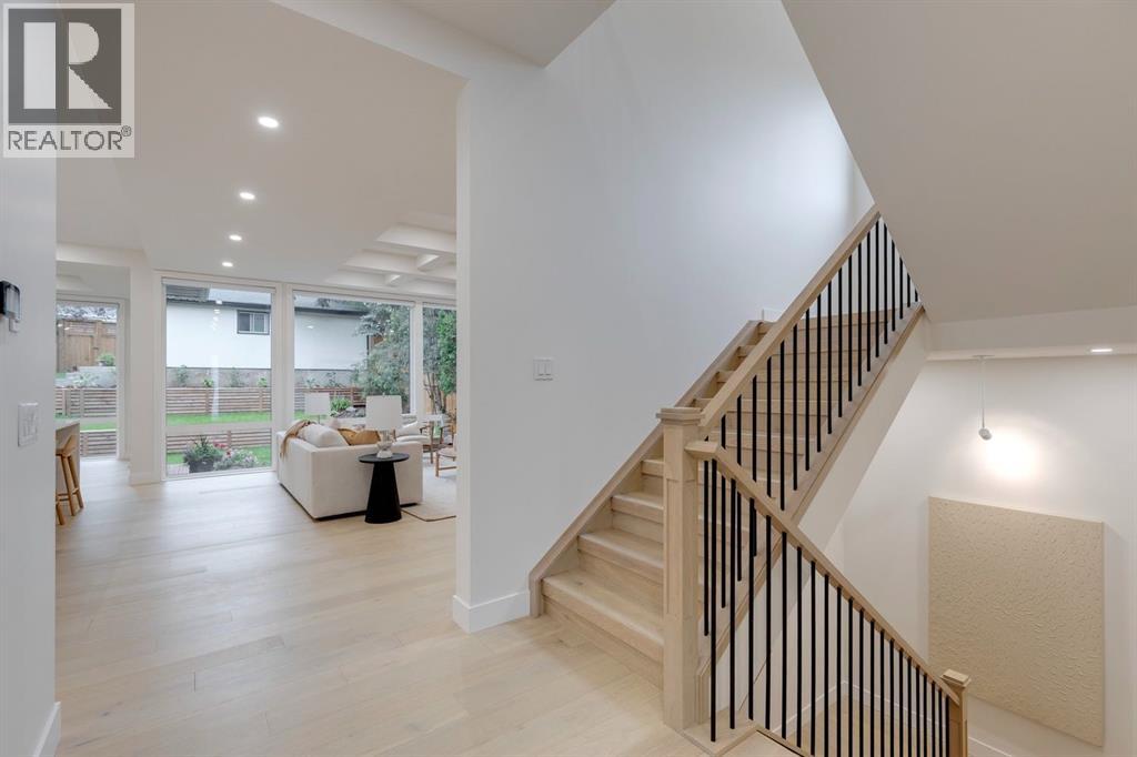 Single Family House for Sale in  Hamilton Street NW St Andrews Heights Calgary 