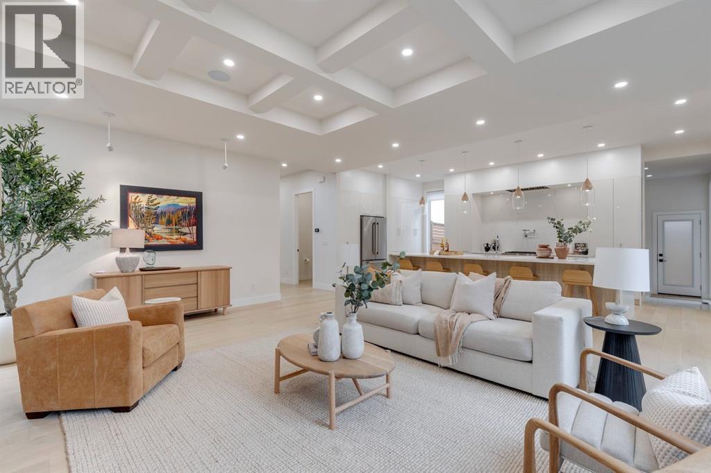 Single Family House for Sale in  Hamilton Street NW St Andrews Heights Calgary 