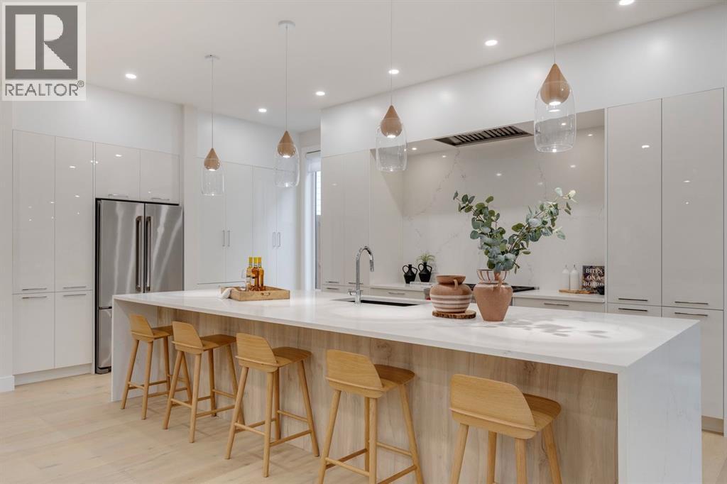 Single Family House for Sale in  Hamilton Street NW St Andrews Heights Calgary 