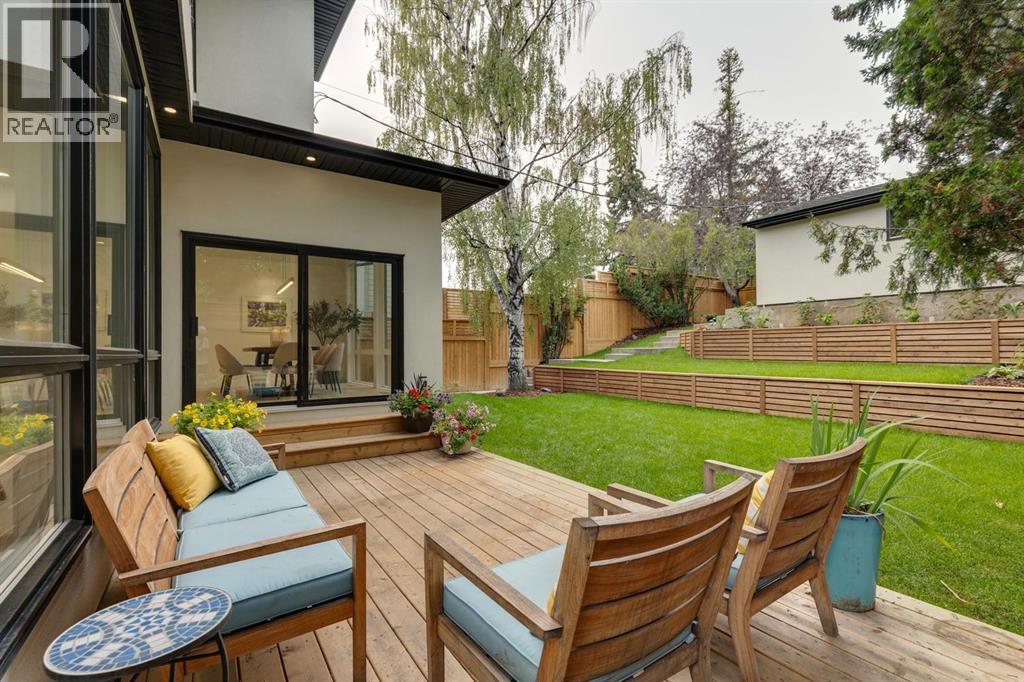 Single Family House for Sale in  Hamilton Street NW St Andrews Heights Calgary 