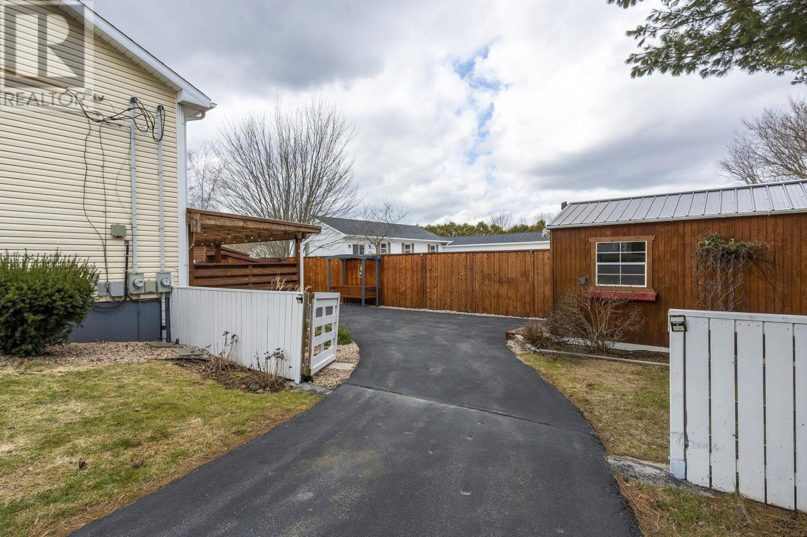 Property 39 of 49 of 152B Orchard Street W