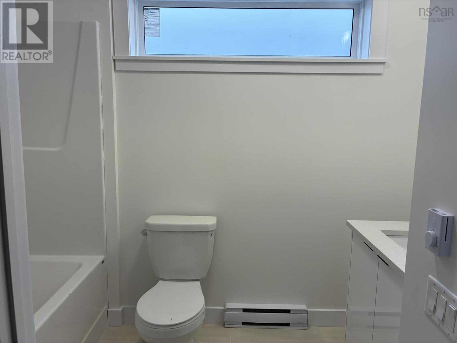44 BERM STREET - 15