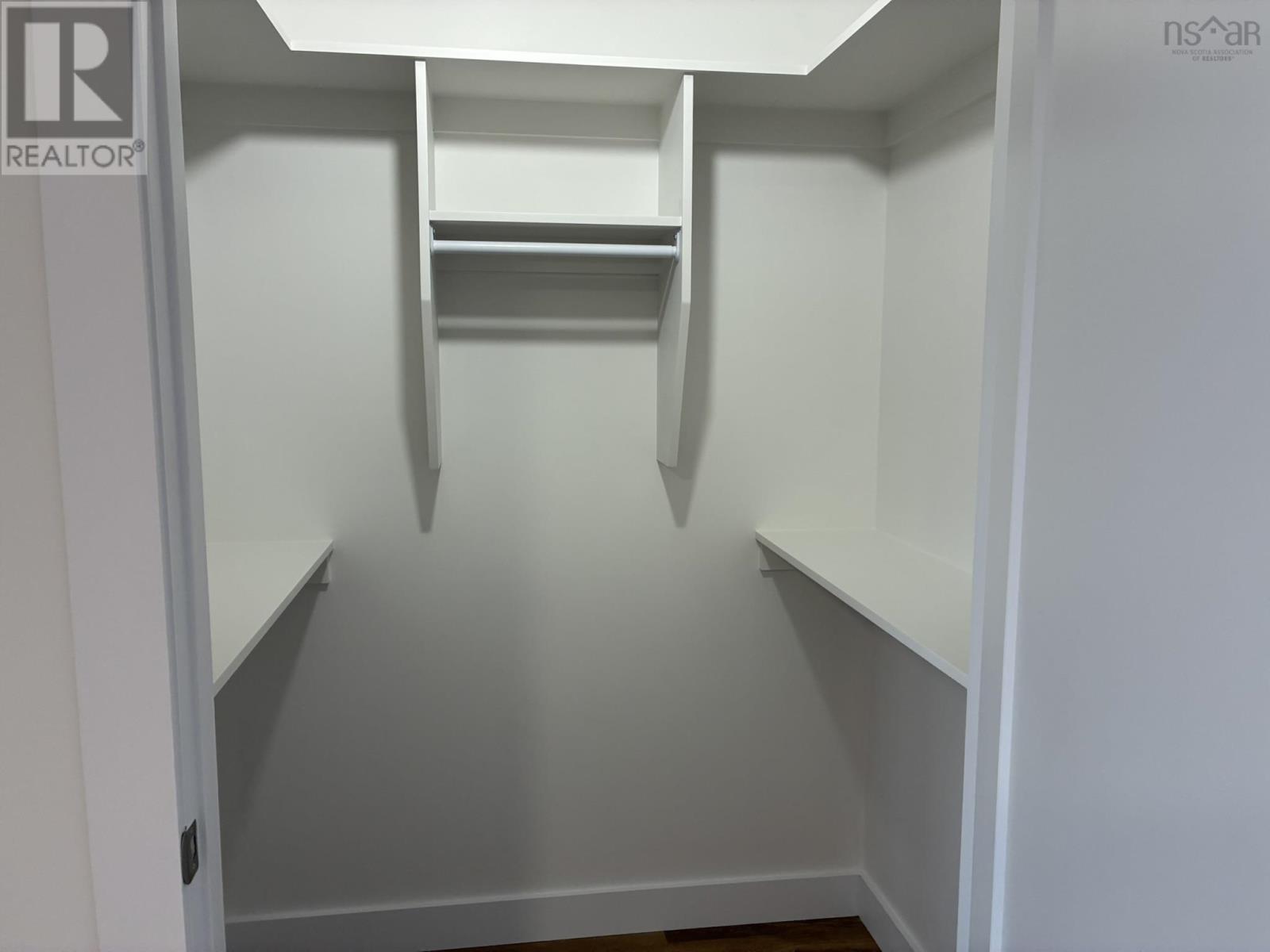 44 BERM STREET - 12