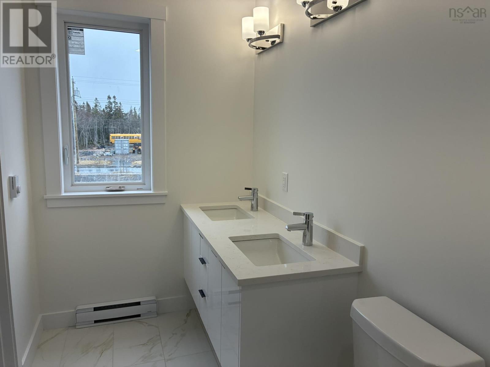 44 BERM STREET - 11
