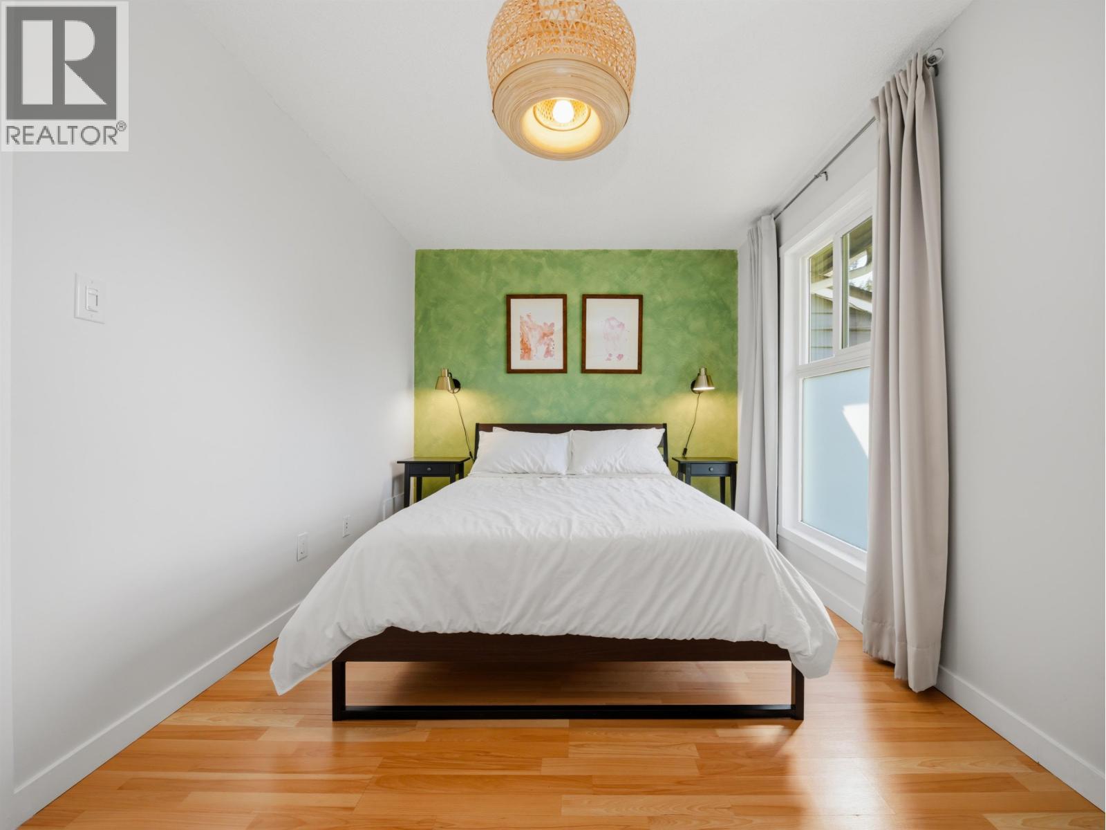 5 300 DECAIRE STREET, Coquitlam