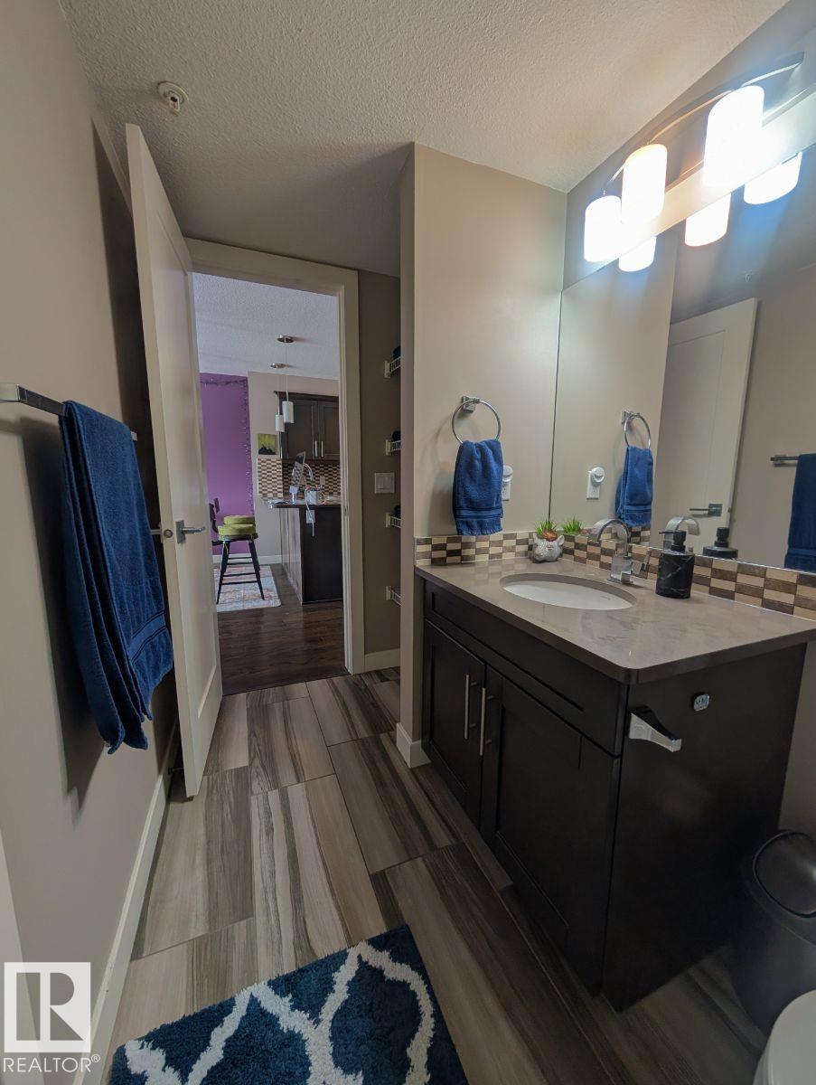 #208 1031 173 ST SW, Edmonton