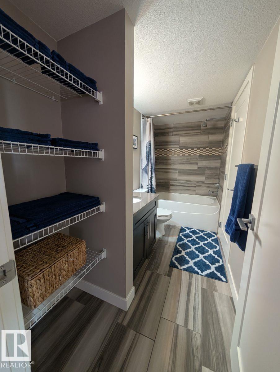 #208 1031 173 ST SW, Edmonton