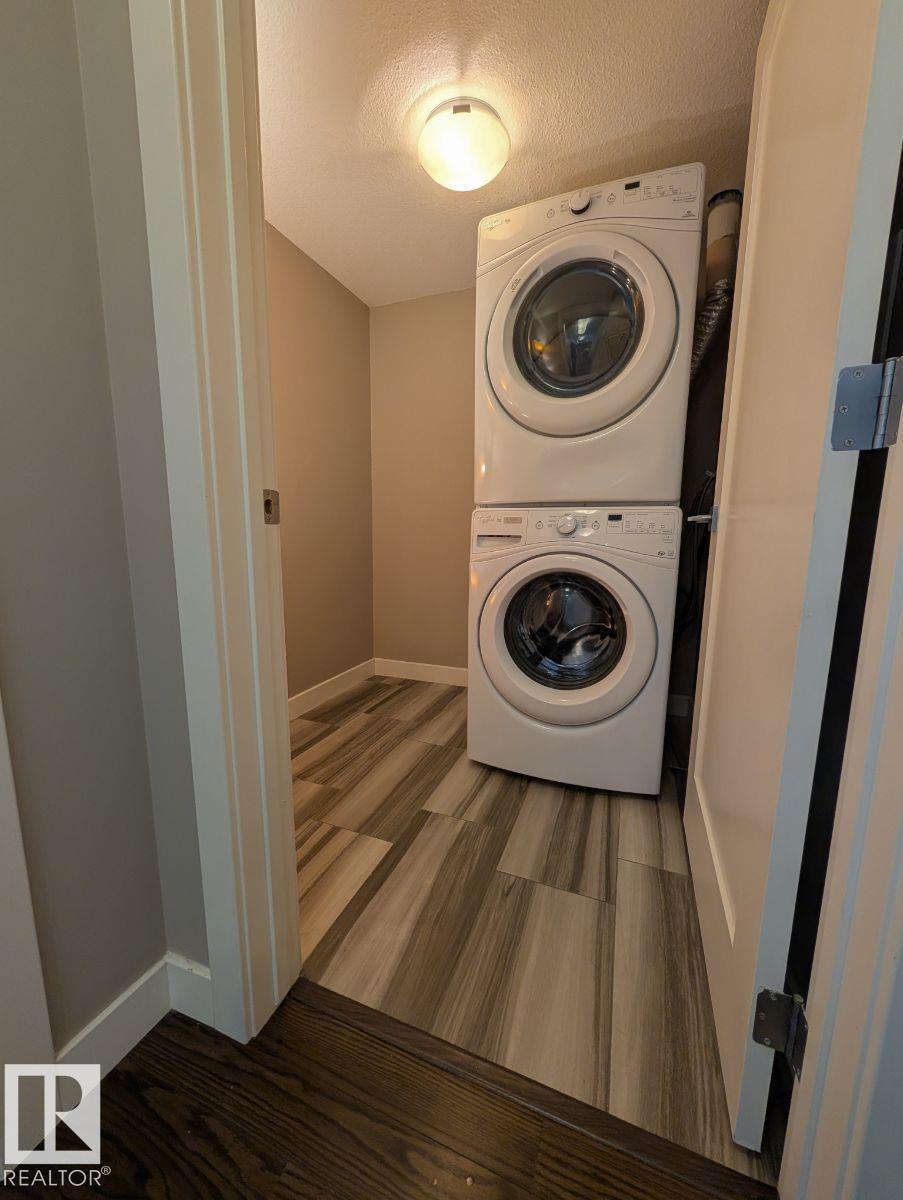 #208 1031 173 ST SW, Edmonton